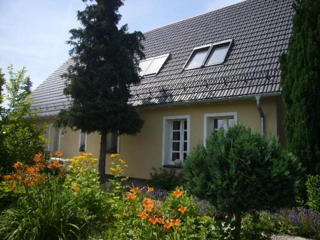 Ferienwohnung Im Neubauernweg 3 Hoppegarten Bagian luar foto