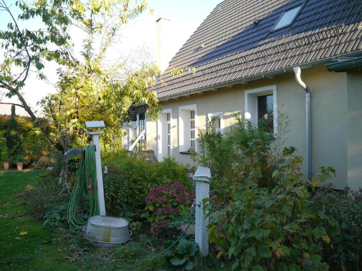 Ferienwohnung Im Neubauernweg 3 Hoppegarten Bagian luar foto